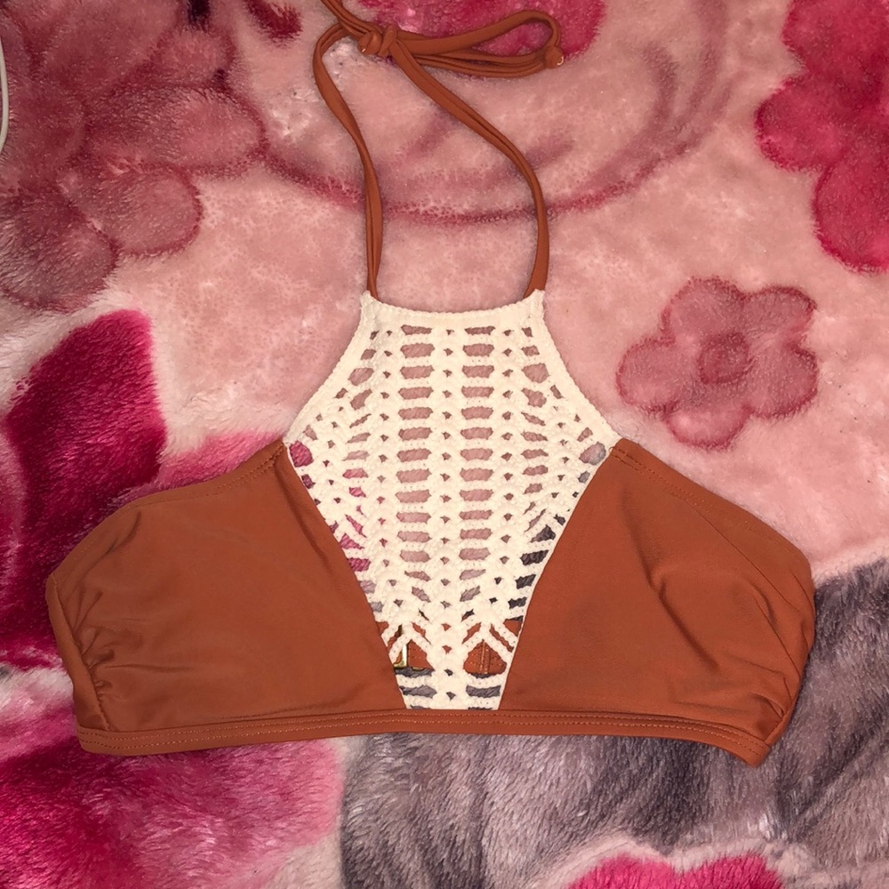 Bikini top